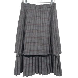 7th Avenue grey plaid tiered pleated midi skirt with a black lace trim medium